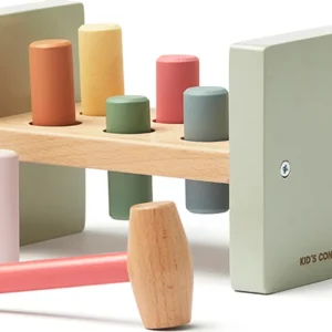 jeu du marteau bébé