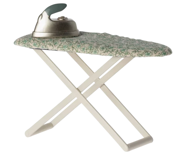 TABLE A REPASSER POUR SOURIS MAILEG