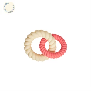Anneau de dentition Mellow cherry red/vanilla