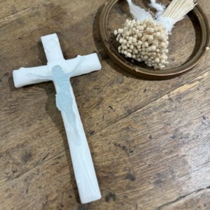 BOUGIE CRUCIFIX BLANC JESUS CIEL CIERGERIE DES PREMONTRES