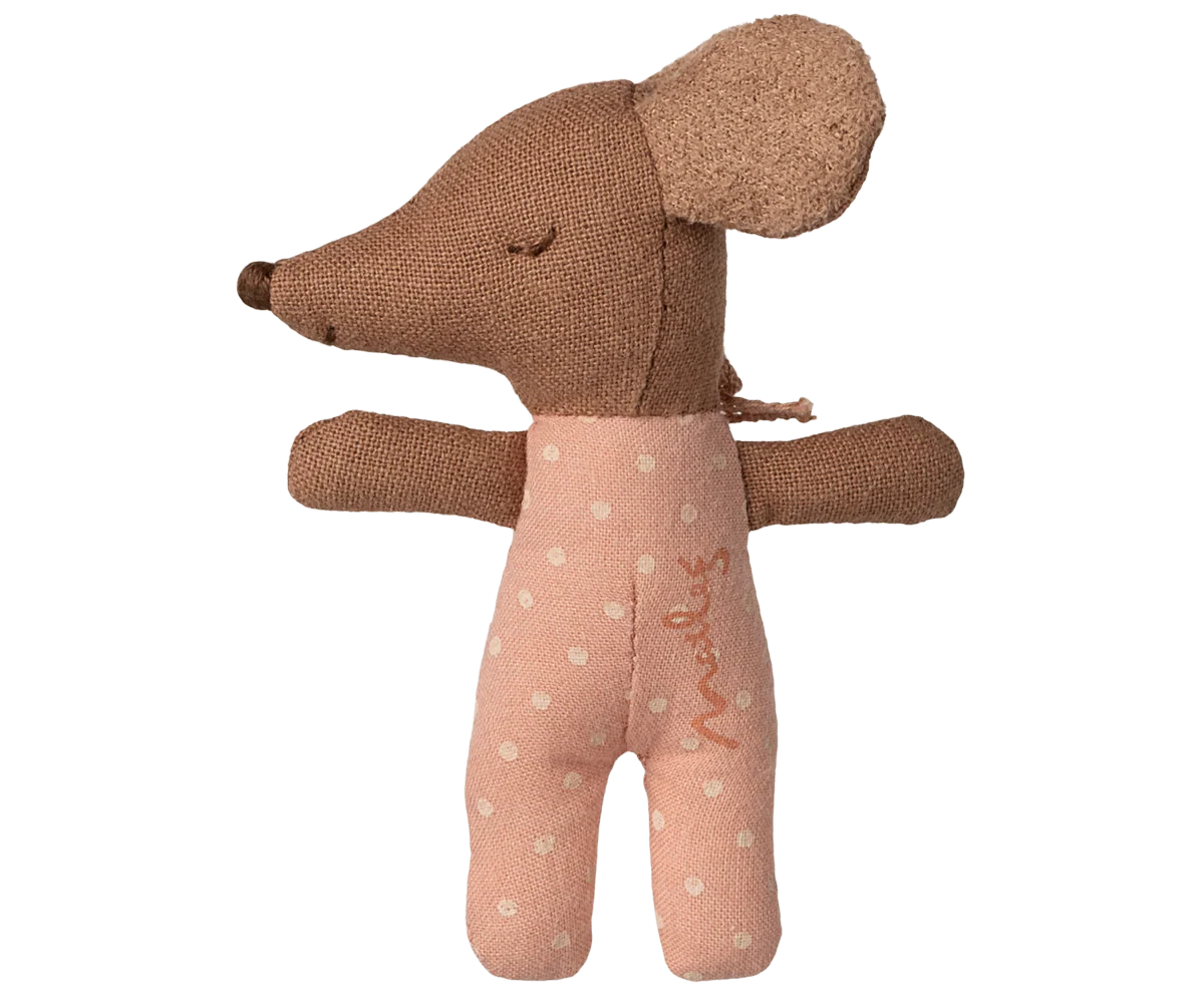 Bébé souris dans sa boîte d'allumettes rose – Image 3