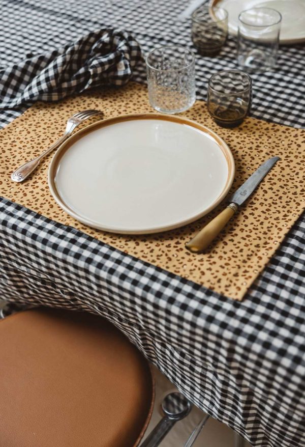 Nappe en lin lavé Vichy Noir – Image 2