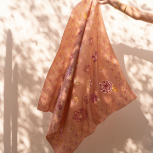 GRAND FOULARD MINDI ROSE BINDI ATELIER