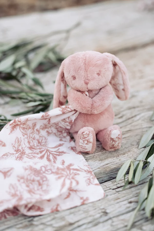 Peluche Doudou Lapin Toile de Jouy Rose Profond – Image 2