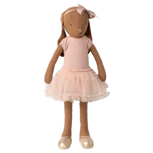 moyen lapin marron danseuse