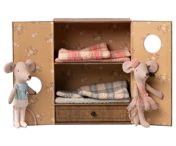 Studio de danse petite soeur et petit frère souris – Image 2